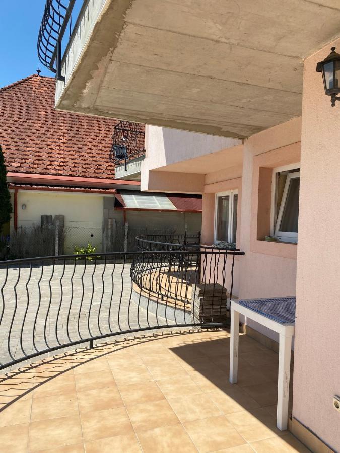 Abigél Apartmanház Balatonfüred Extérieur photo